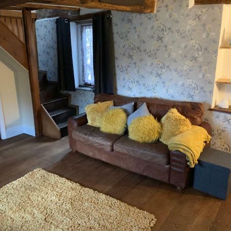 The Griffin Cottage Ludlow Esterno foto